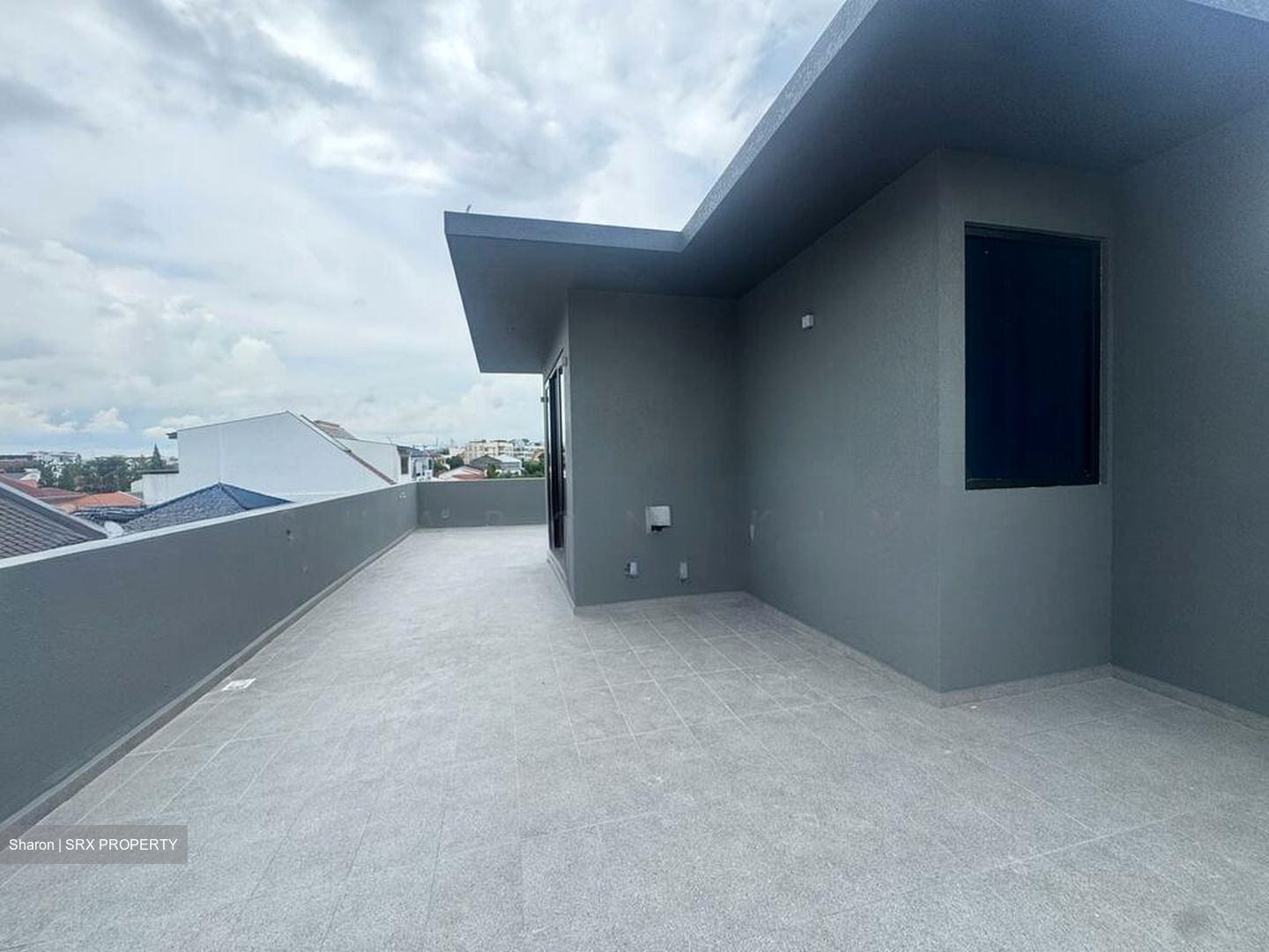 Palm Grove Avenue (D19), Terrace #497829681